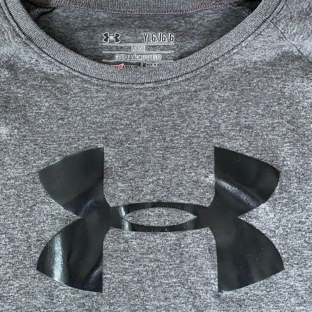 Under Armour gray loose fit heat gear